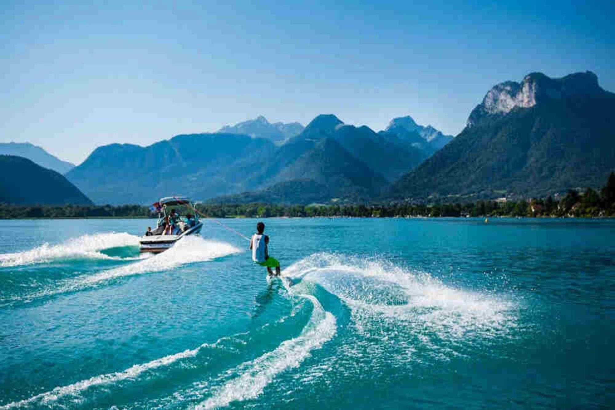 Le Bleu Du Lac 3 Etoiles - Secteur Recherche, Calme & Familiale, A 300M Du Lac & De La Vieille Ville, Garage Prive Annecy Ngoại thất bức ảnh
